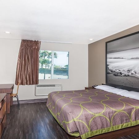 Super 8 By Wyndham San Diego/Imperial Beach Exterior foto