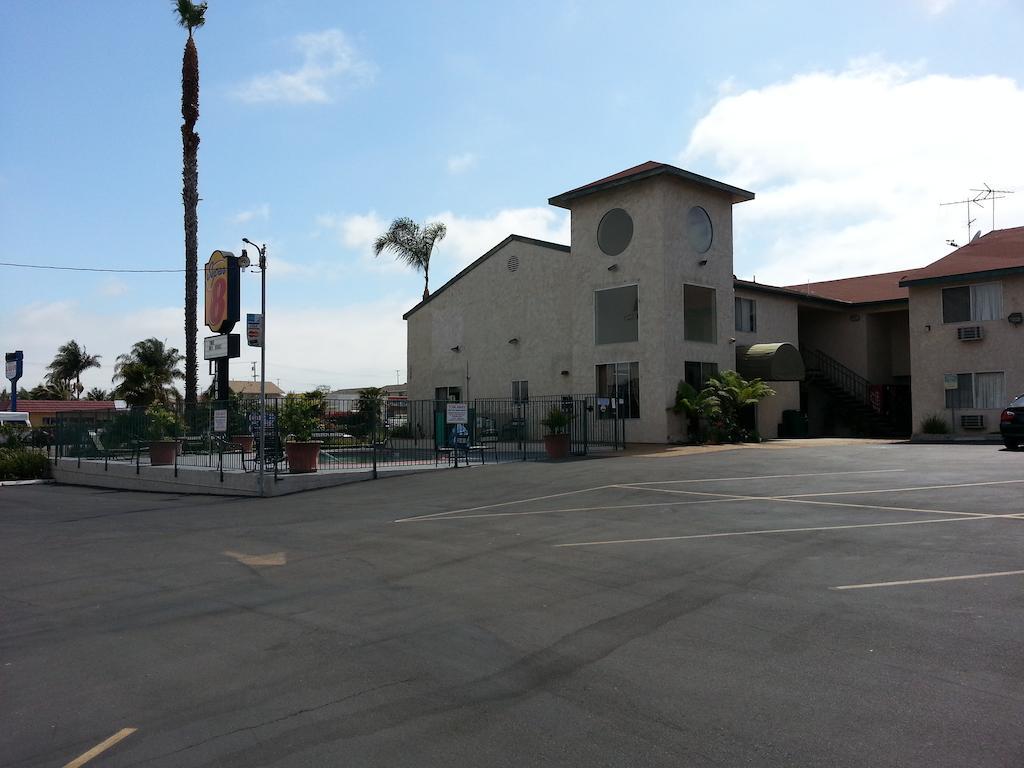 Super 8 By Wyndham San Diego/Imperial Beach Exterior foto
